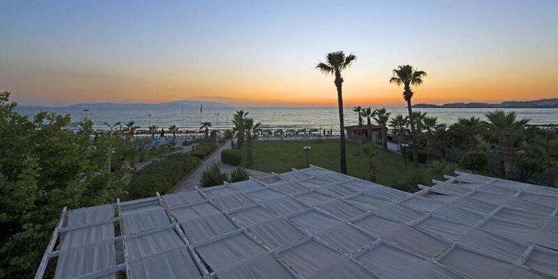 Sentinus Beach Hotel