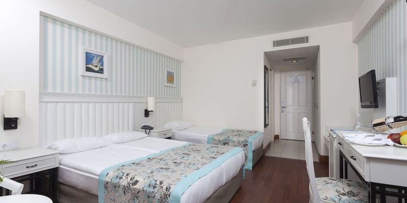 Monachus Hotel & Spa