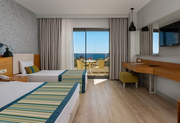 19 Mayıs'a Özel !!! Calido Maris Hotel Tatil Turu