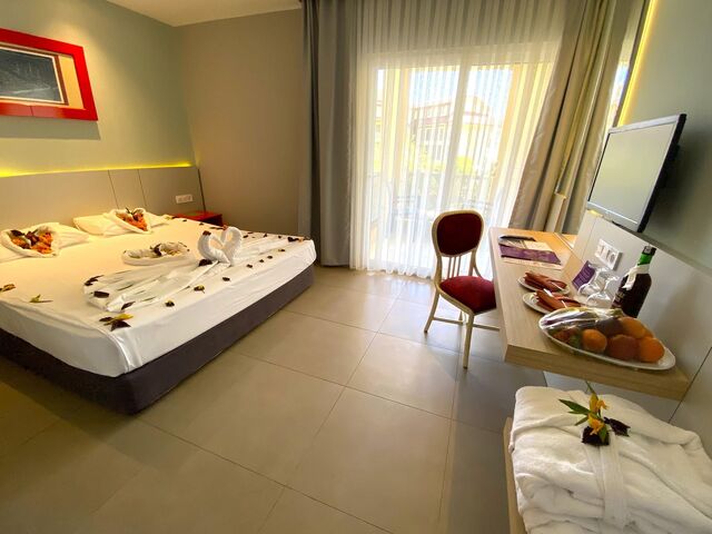 Kemer Tatili !!! Le Jardin Resort ( 29 Ekim'e Özel )